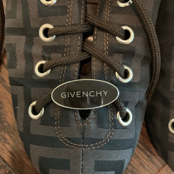 Givenchy Sneakers - Picture 5 of 5